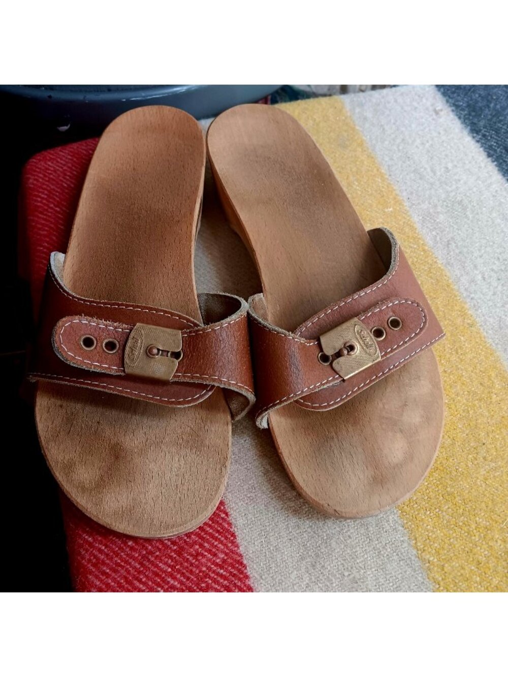 Vintage Dr. Scholls Brown Leather Sandals With Wooden Soles Size 7
